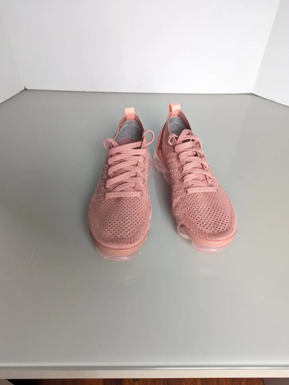 Nike Air VaporMax Flyknit 2 Rose Gold Pink Sneakers – Women’s Size 7.5 Lace Up